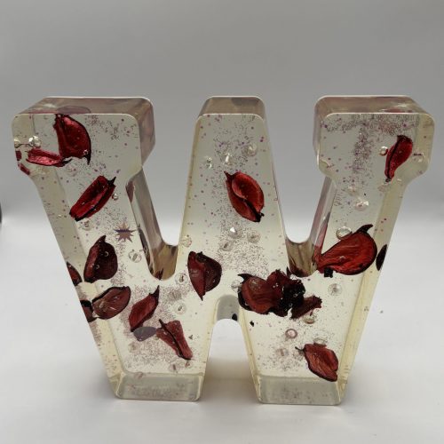 Epoxidharz-Buchstabe